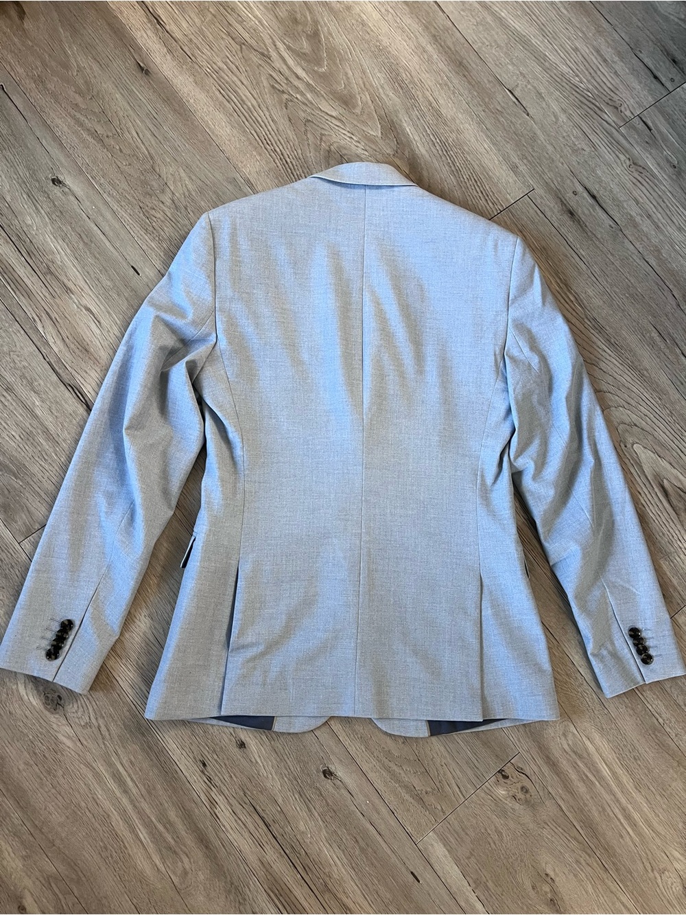 RW&CO. Light Gray/Blue Two-Piece Men's Suit - Tailored Blazer & Trousers - Picture 12 of 16